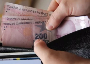 118 ekonomist ortak bildiriye imza attı, asgari ücret konusunda uyardı: Artış kaygı verici
