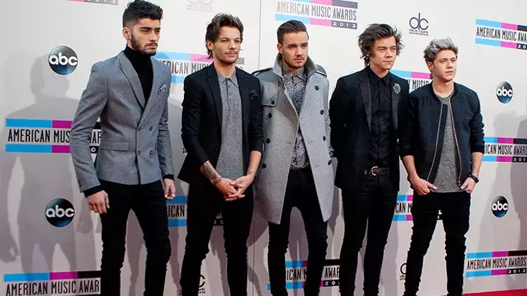 Ünlü şarkıcı Liam Payne, kaldığı otelin balkonundan düşerek hayatını kaybetti! 7 Ünlü şarkıcı Liam Payne, kaldığı otelin balkonundan düşerek hayatını kaybetti!