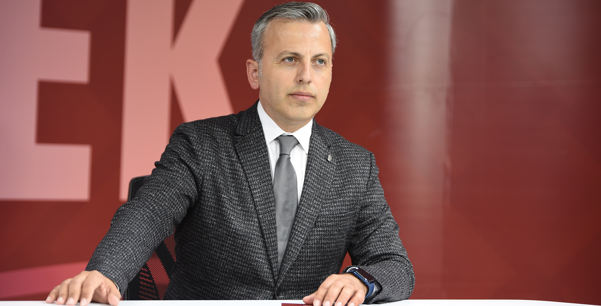 Tuncay Mollaveisoğlu yazdı: Açılım ve yeni anayasa! Aslında ne oluyor? 2 Tuncay Mollaveisoğlu yazdı: Açılım ve yeni anayasa! Aslında ne oluyor?