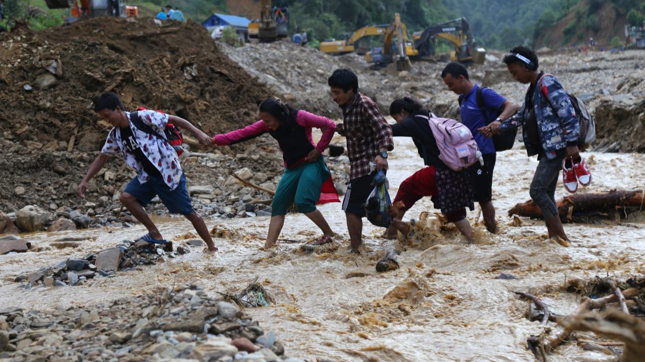 Nepal’de sel ve heyelanlarda ölenlerin sayısı 241’e yükseldi