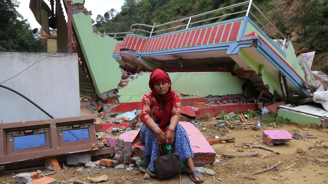 Nepal’de sel ve heyelanlarda ölenlerin sayısı 241’e yükseldi 22 Nepal’de sel ve heyelanlarda ölenlerin sayısı 241’e yükseldi