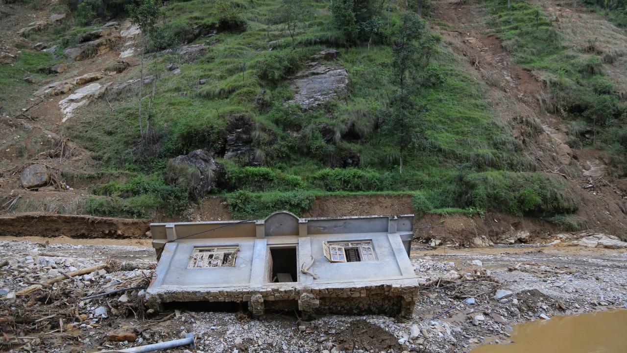 Nepal’de sel ve heyelanlarda ölenlerin sayısı 241’e yükseldi