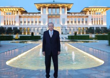 Saray’ın eylül harcaması 504 milyon lira! 40 bin emeklinin maaşına denk