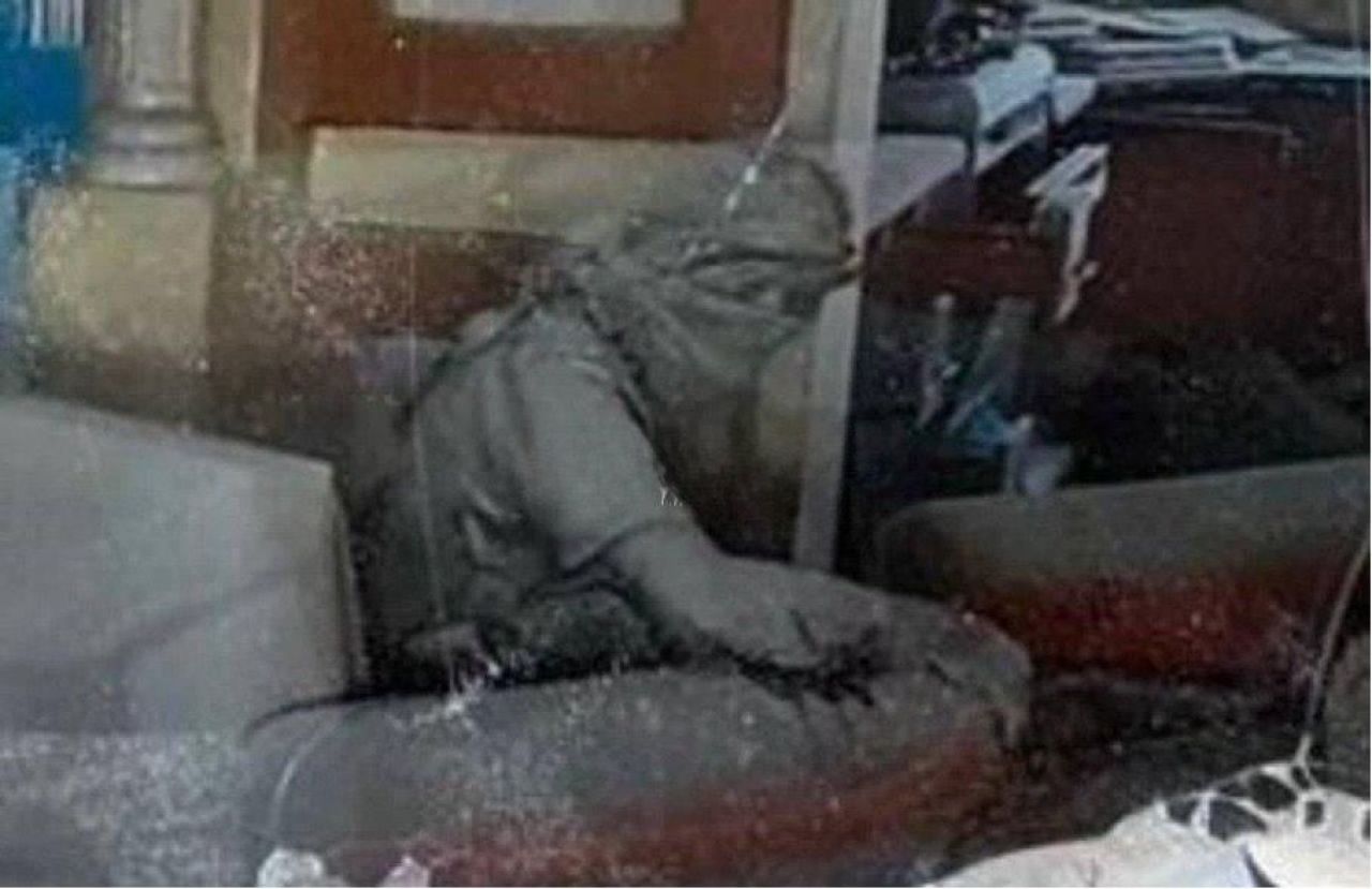 Yahya Sinvar’ın son direnişi, İsrail askerinin kask kamerasına da yansımış 3 Yahya Sinvar’ın son direnişi, İsrail askerinin kask kamerasına da yansımış