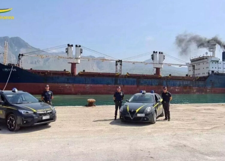 Dünyaya uyuşturucu sevkiyatını çoğunlukla Türk armatörler yapıyor