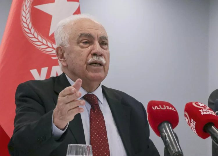 Doğu Perinçek aracı oldu: Galatasaray, Beşiktaş ve Fenerbahçe için Çin’den sponsor buldu