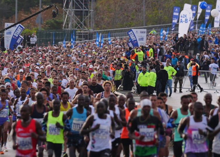 46'ncı İstanbul Maratonu koşuldu: Erkeklerde Etiyopyalı, kadınlarda Bahreynli yarışmacı birinci oldu 1 46’ncı İstanbul Maratonu koşuldu: Erkeklerde Etiyopyalı, kadınlarda Bahreynli yarışmacı birinci oldu