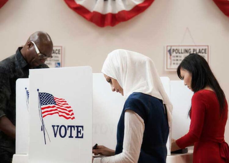 ABD başkanlık seçimlerine 3 gün kaldı: Salıncak eyaletlerdeki Müslüman oyları belirleyici olacak 1 ABD başkanlık seçimlerine 3 gün kaldı: Salıncak eyaletlerdeki Müslüman oyları belirleyici olacak