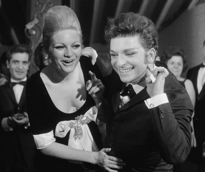 Ajda Pekkan yıllar sonra anlattı: Zeki Müren’in sinirli halini görmemeliydim 3 Ajda Pekkan yıllar sonra anlattı: Zeki Müren’in sinirli halini görmemeliydim