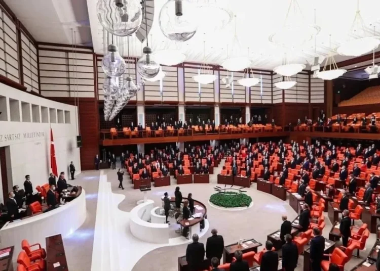 AK Parti, belediyelerin yetkilerini istiyor! Yasa teklifi hazırladılar