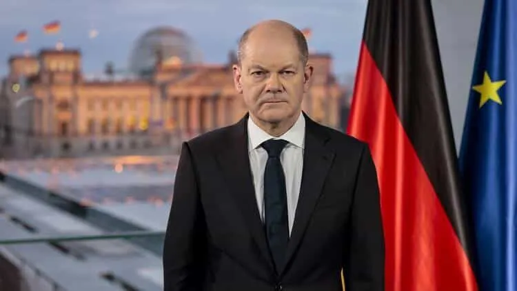 Scholz hükümetinin düşmesi Almanya'daki kaçak Türklere yaradı 1 Scholz hükümetinin düşmesi Almanya’daki kaçak Türklere yaradı