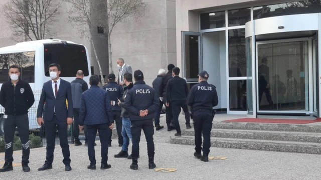 Montrö Bildirisi davasında İstinaf, emekli amirallere beraatı onadı 5 Montrö Bildirisi davasında İstinaf, emekli amirallere beraatı onadı