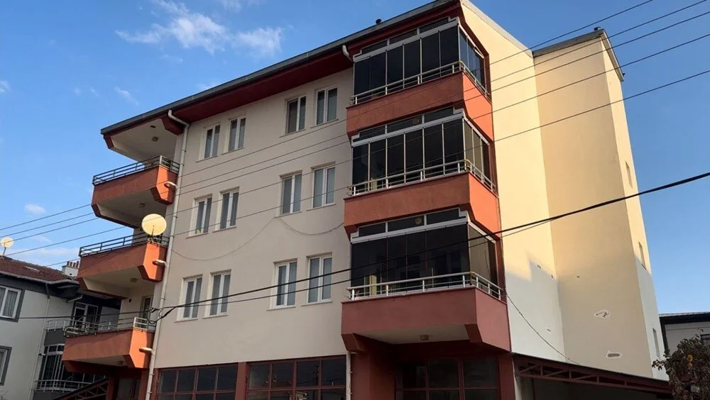 Tekirdağ’da 17 yaşındaki genç, okul müdürü annesini öldürdü!