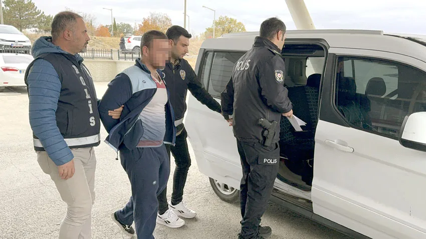 Tekirdağ’da 17 yaşındaki genç, okul müdürü annesini öldürdü!