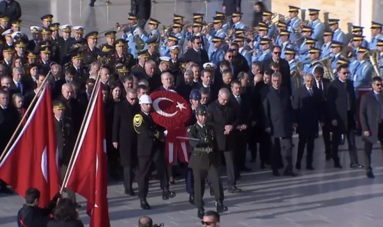 Erdoğan ve beraberindeki devlet erkanı, Atatürk'ün huzuruna çıktı 3 Erdoğan ve beraberindeki devlet erkanı, Atatürk'ün huzuruna çıktı