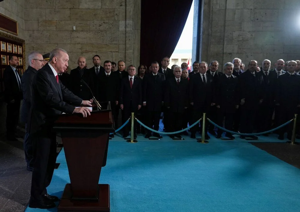Erdoğan ve beraberindeki devlet erkanı, Atatürk'ün huzuruna çıktı 5 Erdoğan ve beraberindeki devlet erkanı, Atatürk'ün huzuruna çıktı