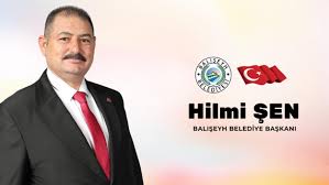 Belediye Başkanı ve şoförü silahlı saldırıda öldürüldü