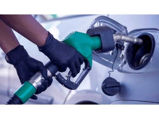 Benzine 74 kuruş zam geliyor! 1 Benzine 74 kuruş zam geliyor!
