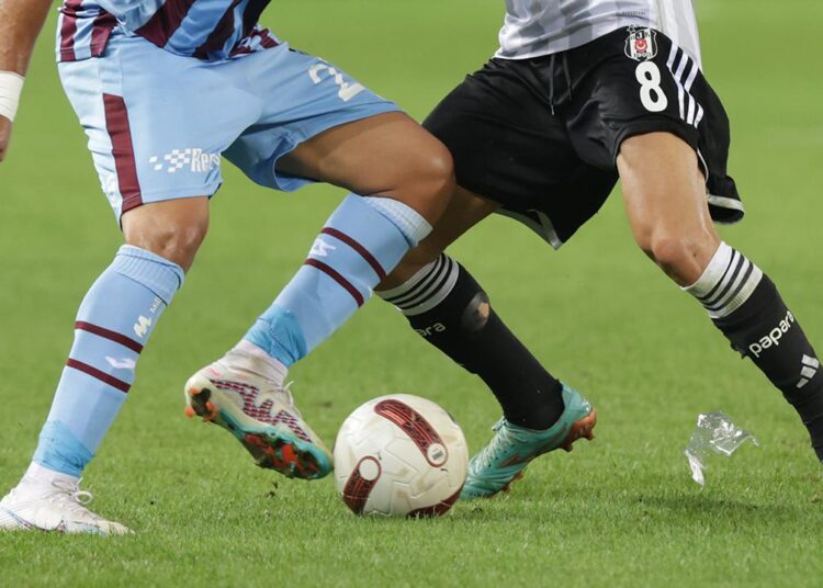 Kamil Aslan yazdı I Beşiktaş ve Trabzonspor’u menajer oyunları yaktı 1 Kamil Aslan yazdı I Beşiktaş ve Trabzonspor’u menajer oyunları yaktı
