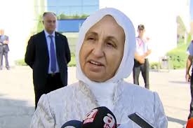 Bülent Arınç'tan Melek İpek ve KHK'lılar açıklaması 4 Bülent Arınç'tan Melek İpek ve KHK'lılar açıklaması