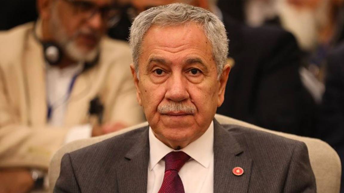 Bülent Arınç'tan Melek İpek ve KHK'lılar açıklaması 5 Bülent Arınç'tan Melek İpek ve KHK'lılar açıklaması