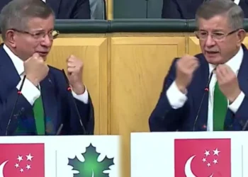 Davutoğlu kürsüde ağladı: Alnı secdeye düşenlerin iktidarında bunları mı yaşayacaktık?
