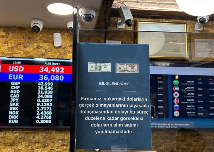 Döviz büroları 50 ve 100 dolar alımını durdurdu… 600 milyon dolar sahte para iddiası 1 Döviz büroları 50 ve 100 dolar alımını durdurdu… 600 milyon dolar sahte para iddiası