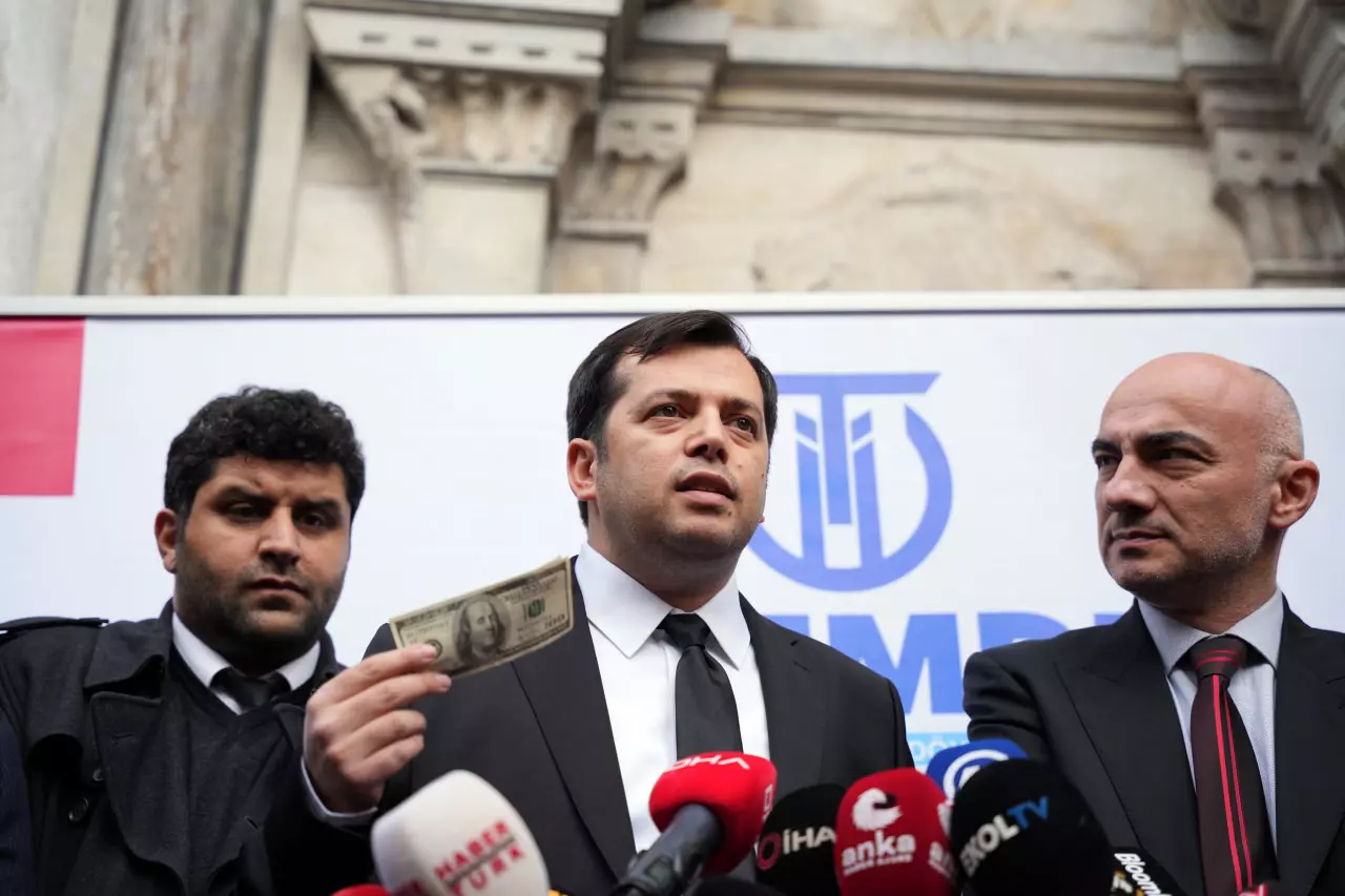 Döviz Büroları Başkanı: Piyasada bin dolar dahi sahte olarak yok!