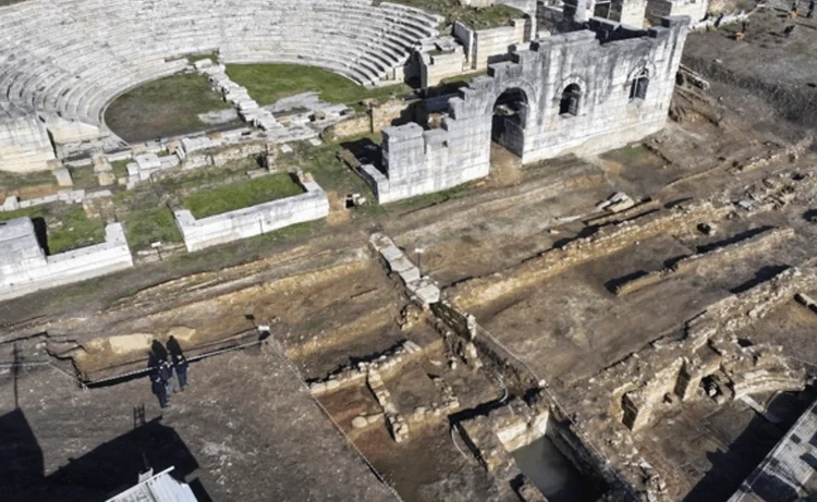 Düzce'de Roma dönemine ait tiyatro bileti bulundu 1 Düzce’de Roma dönemine ait tiyatro bileti bulundu