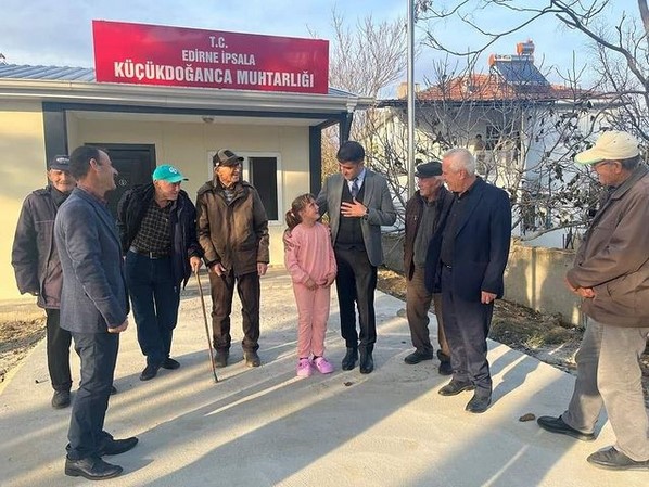 Köyün tek çocuğu olunca, arkadaşları da dedeler oldu 2 Köyün tek çocuğu olunca, arkadaşları da dedeler oldu