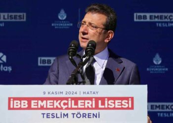 Ekrem İmamoğlu'ndan 'ahmak davası' çıkışı: Vız gelir, tırıs gider 3 Ekrem İmamoğlu’ndan ‘ahmak davası’ çıkışı: Vız gelir, tırıs gider