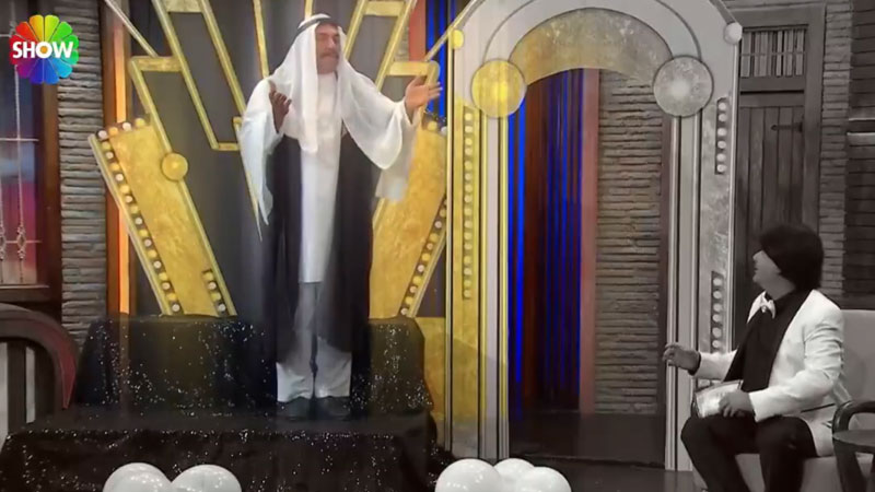 Güldür Güldür’den ‘vatandaşlık satma’ skeci: ‘Bu vatan bir günde kurulmadı’ 2 Güldür Güldür’den ‘vatandaşlık satma’ skeci: ‘Bu vatan bir günde kurulmadı’