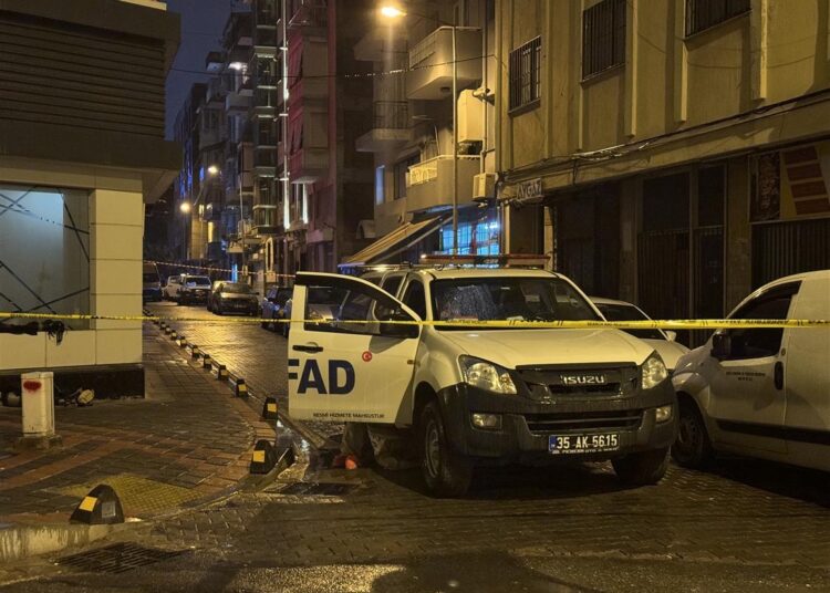 Binada yapılan haşere ilaçlaması bir yaşındaki bebeği öldürdü, apartman sakinlerini zehirledi 1 Binada yapılan haşere ilaçlaması bir yaşındaki bebeği öldürdü, apartman sakinlerini zehirledi