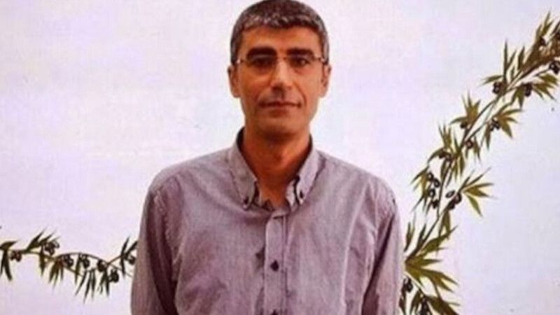 30 yıldır cezaevinde olan Şair İlhan Çomak hakkında tahliye kararı 3 30 yıldır cezaevinde olan Şair İlhan Çomak hakkında tahliye kararı