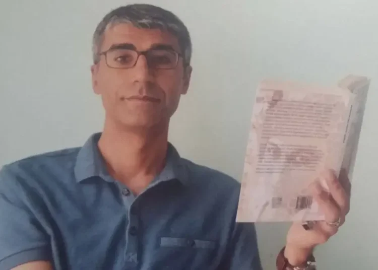 30 yıldır cezaevinde olan Şair İlhan Çomak hakkında tahliye kararı 1 30 yıldır cezaevinde olan Şair İlhan Çomak hakkında tahliye kararı