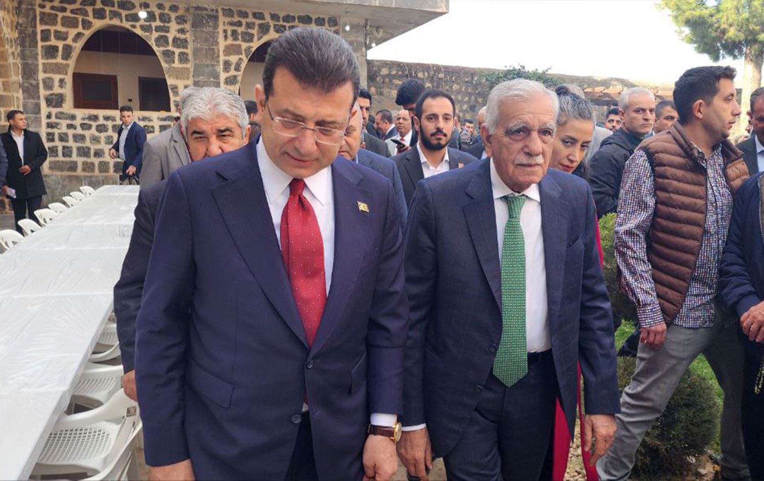 İmamoğlu’ndan Ahmet Türk'e konvoy eşliğinde ziyaret