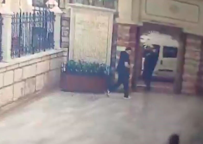 İsmailağa cami avlusunda cuma hutbesi esnasında silah sesleri