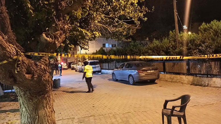 SON DAKİKA! Polislere silahlı saldırı: 2'si ağır 3 polis yaralandı 2 SON DAKİKA! Polislere silahlı saldırı: 2'si ağır 3 polis yaralandı