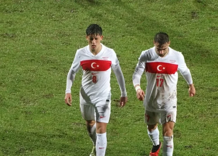 Safa Kar yazdı l Milli Rezalet!