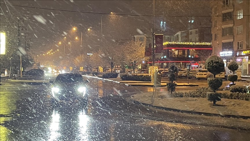 Beyaz esaret erken başladı, sıcaklıklar daha da düşecek 2 Beyaz esaret erken başladı, sıcaklıklar daha da düşecek