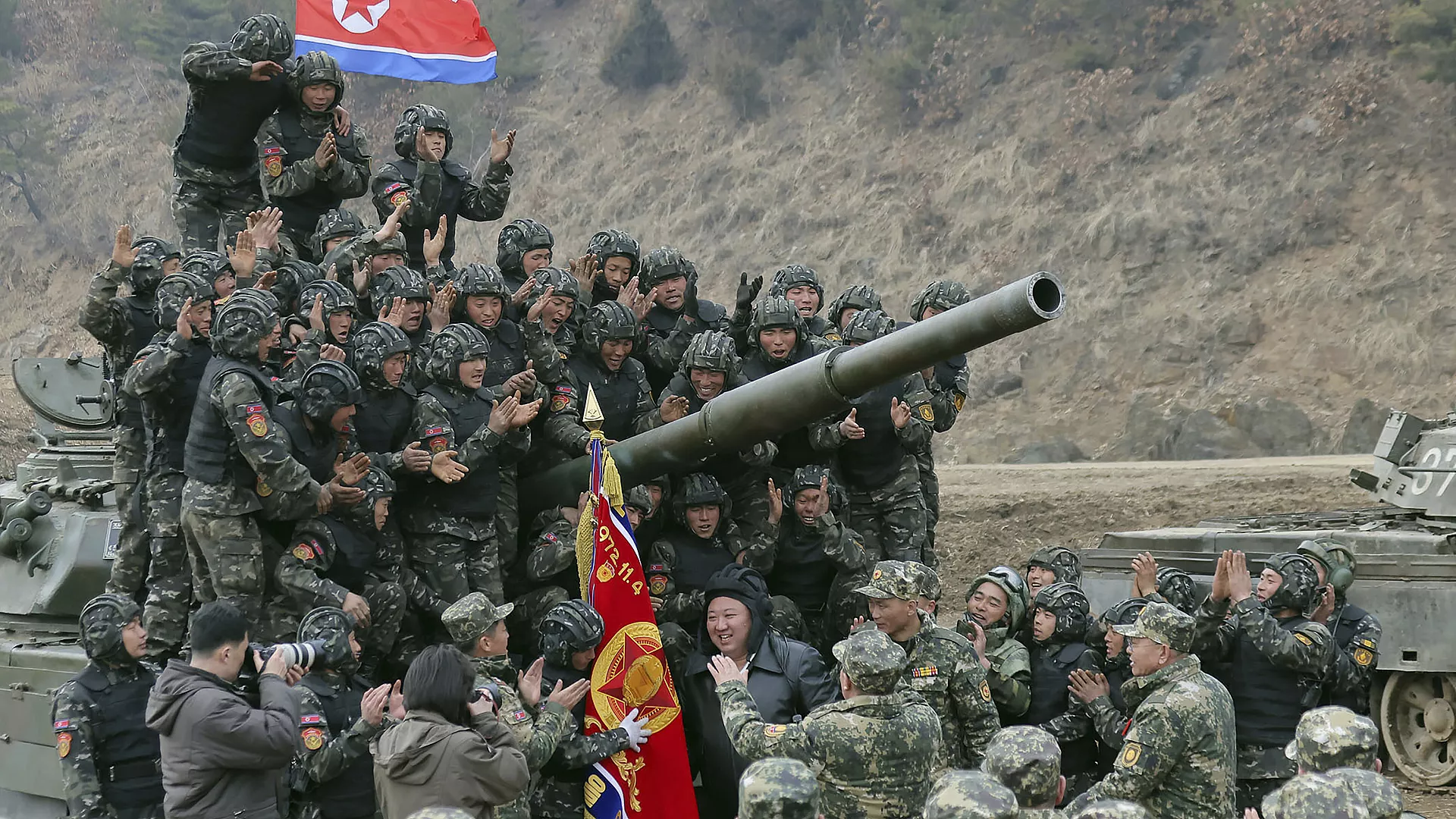 Rusya ve Kuzey Kore askerleri Kursk’un peşinde