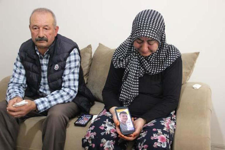 'Gazze'ye savaşmaya gidiyorum' diyerek Manisa'dan yola çıktı, 1 yıldır Şam’da hapiste 3 'Gazze'ye savaşmaya gidiyorum' diyerek Manisa'dan yola çıktı, 1 yıldır Şam’da hapiste