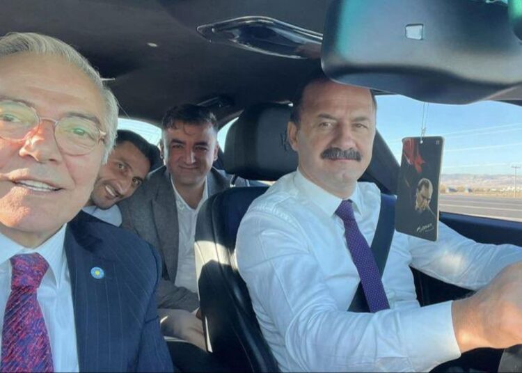 Yavuz Ağıralioğlu'nun kullandığı Maserati’nin sahibi sürpriz isim çıktı 1 Yavuz Ağıralioğlu’nun kullandığı Maserati’nin sahibi sürpriz isim çıktı