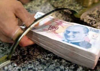 Devlet, bankalardaki mevduat ve fonlardan aldığı stopajı artırdı