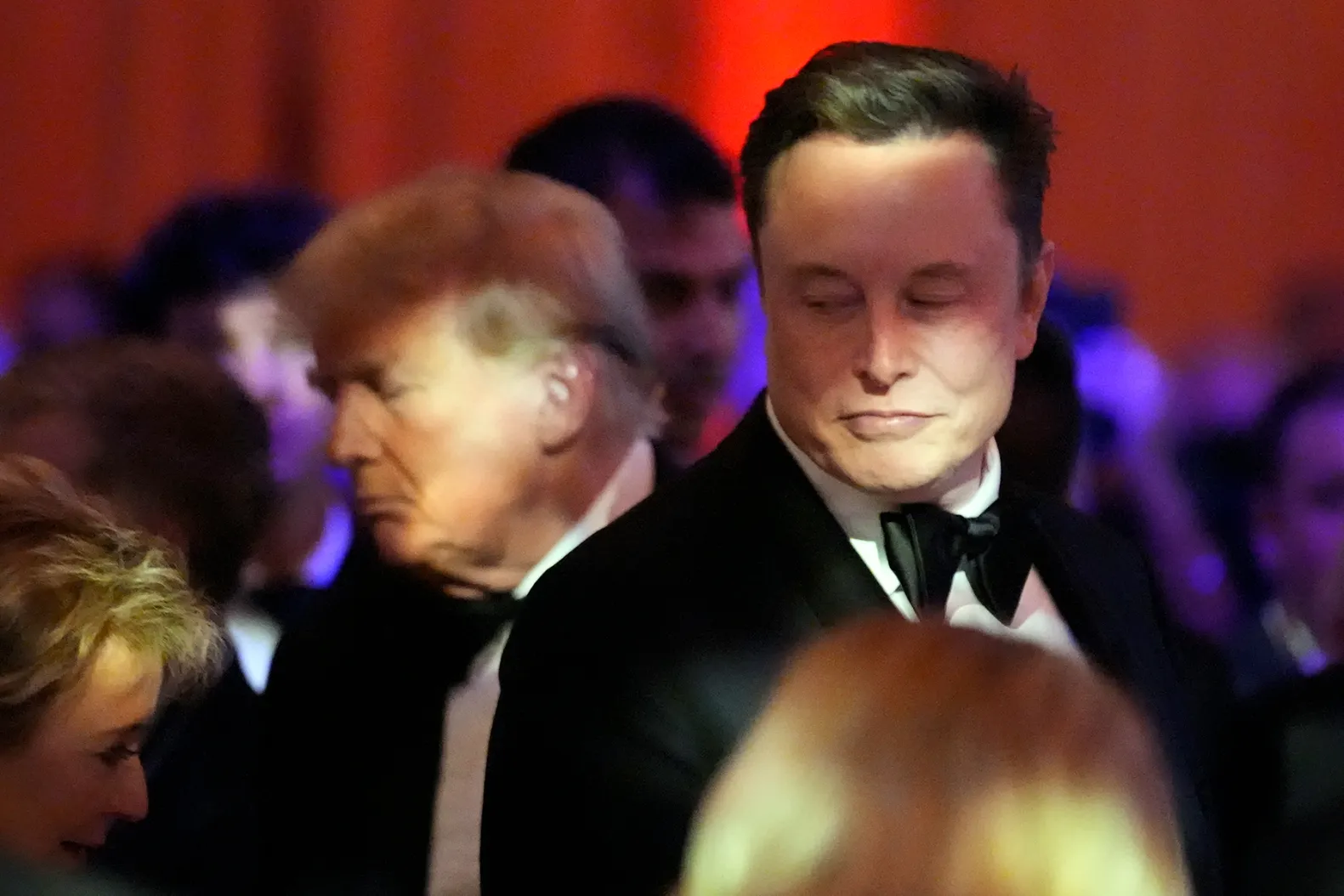 Trump’ın ekibi Elon Musk’tan rahatsız: ''Her şeye karışıyor'' 5 Trump’ın ekibi Elon Musk’tan rahatsız: ''Her şeye karışıyor''