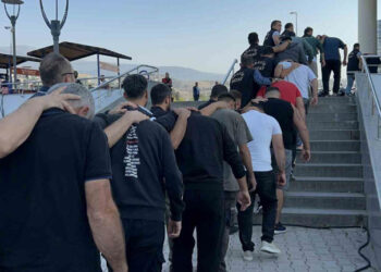 Suçlu ve alkollü şahısların kaçması için uygulama noktalarını paylaşan grup kurmuşlar