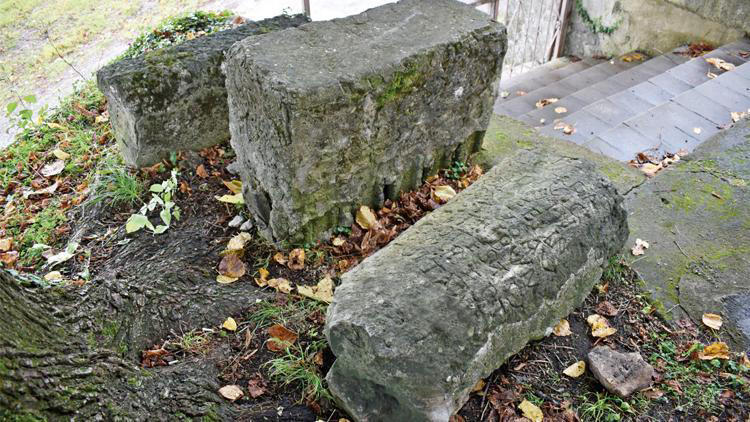 Oturak yapılıp üzerinde çay içilen taş 1.800 yıllık çıktı 4 Oturak yapılıp üzerinde çay içilen taş 1.800 yıllık çıktı