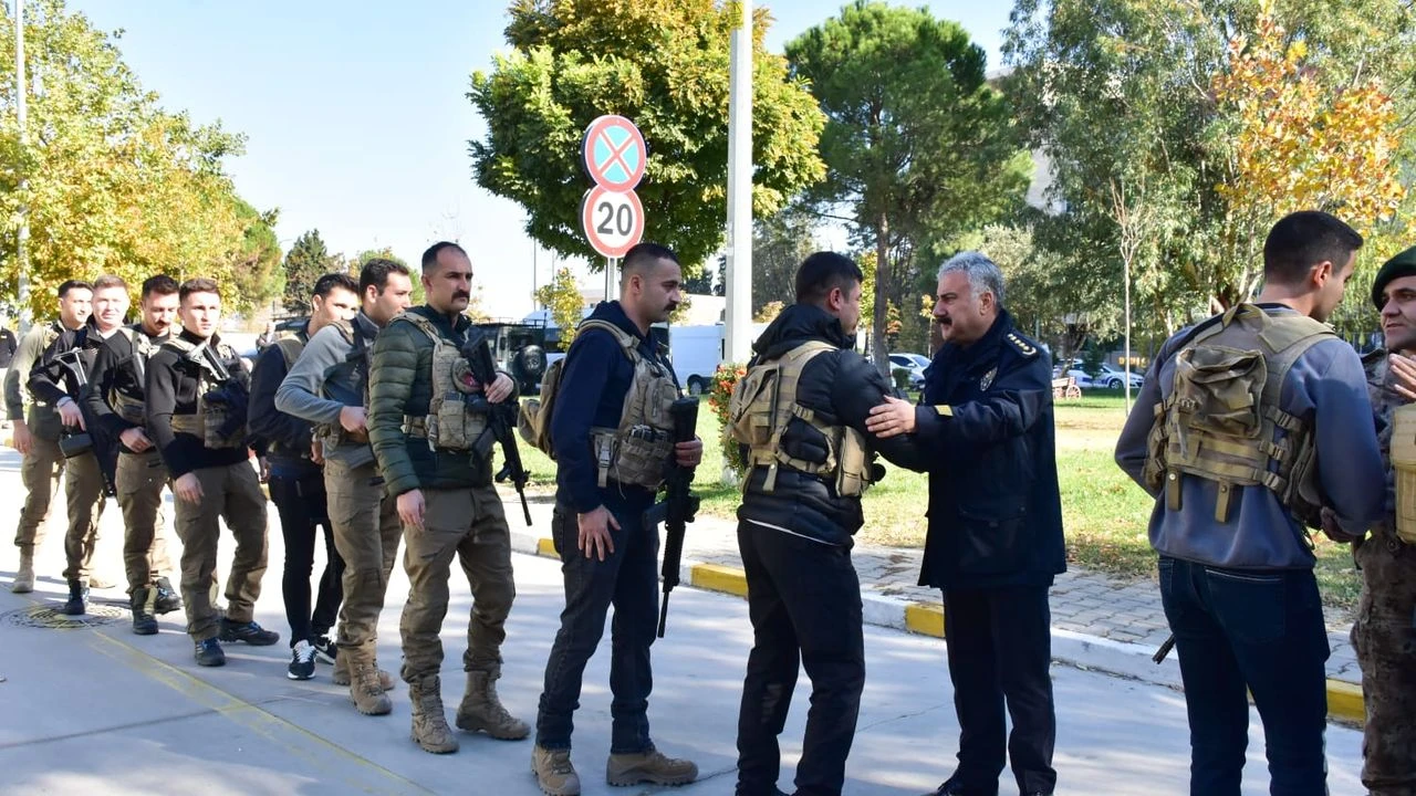 Özel Harekatçılar Afrin'e dualarla uğurlandı 6 Özel Harekatçılar Afrin'e dualarla uğurlandı