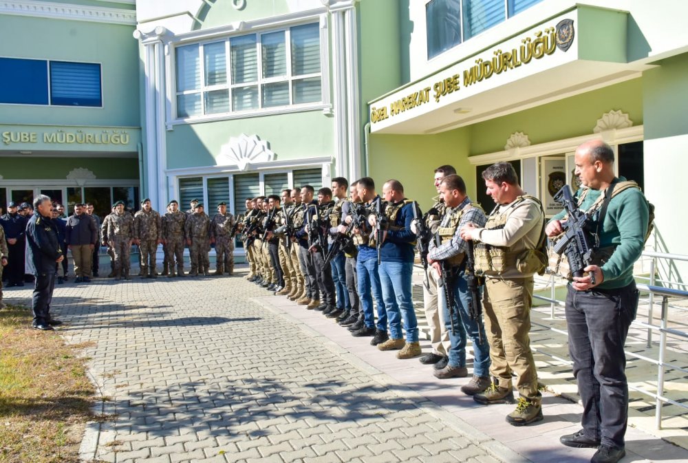 Özel Harekatçılar Afrin'e dualarla uğurlandı 3 Özel Harekatçılar Afrin'e dualarla uğurlandı