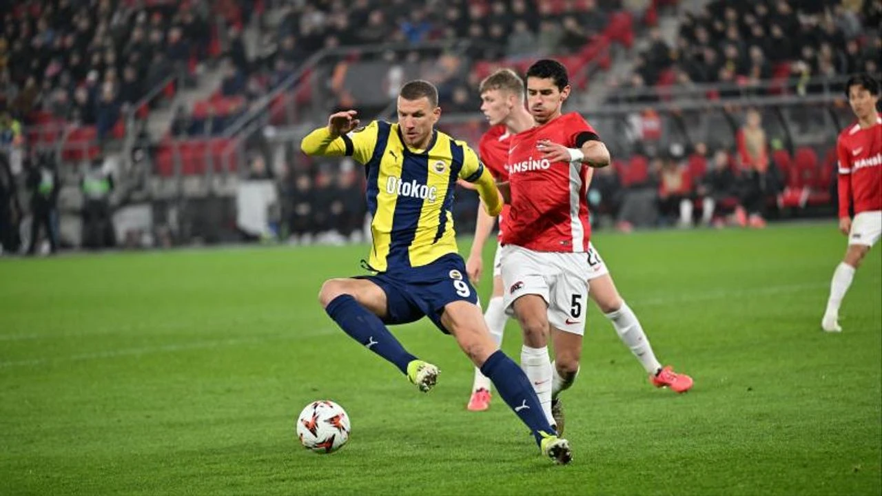 Safa Kar yazdı l Kartal uçtu, Aslan kükredi, Kanarya sustu!